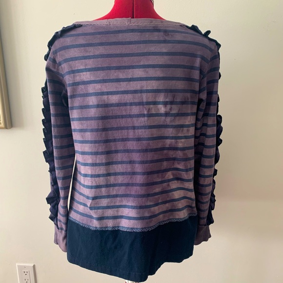 SUPER COOL UPCYCLED AND REWORKED SHIRT - Picture 6 of 8